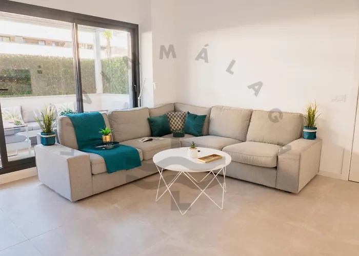 LivinMálaga Los Álamos Suites