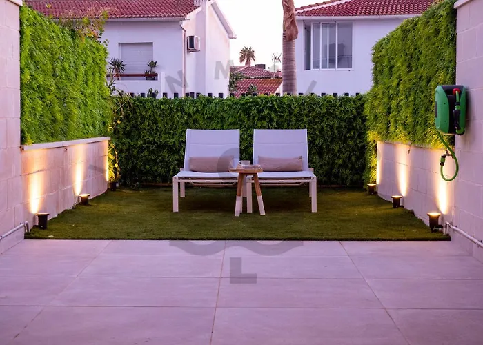 Livinmalaga Los Alamos Suites