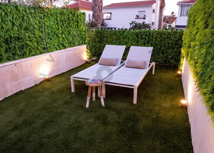 Livinmalaga Los Alamos Suites